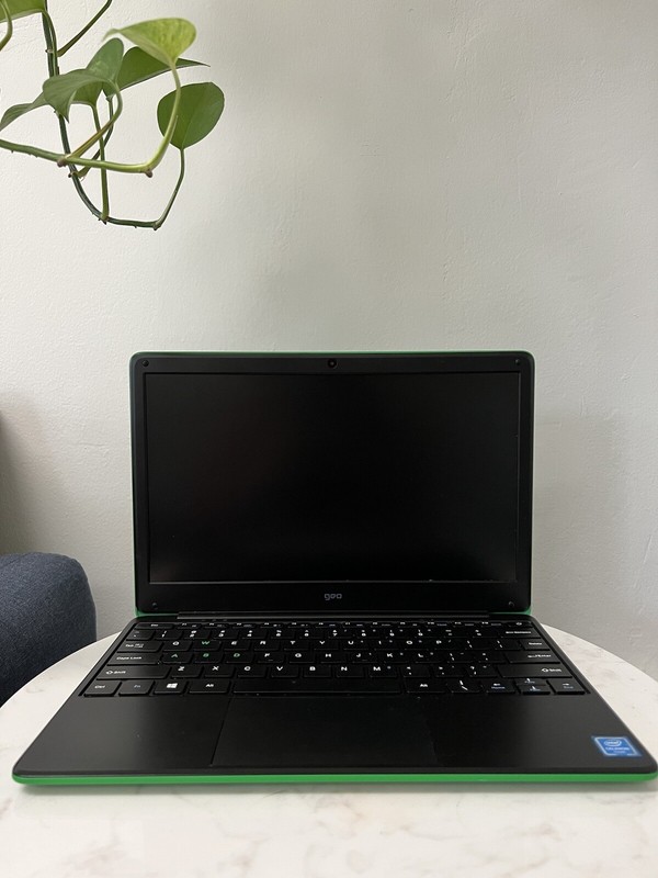 GEO GeoBook 120 Minecraft Edition 12.5" (64GB SSD, Intel Celeron, 1.10 GHz, 4GB) gallery