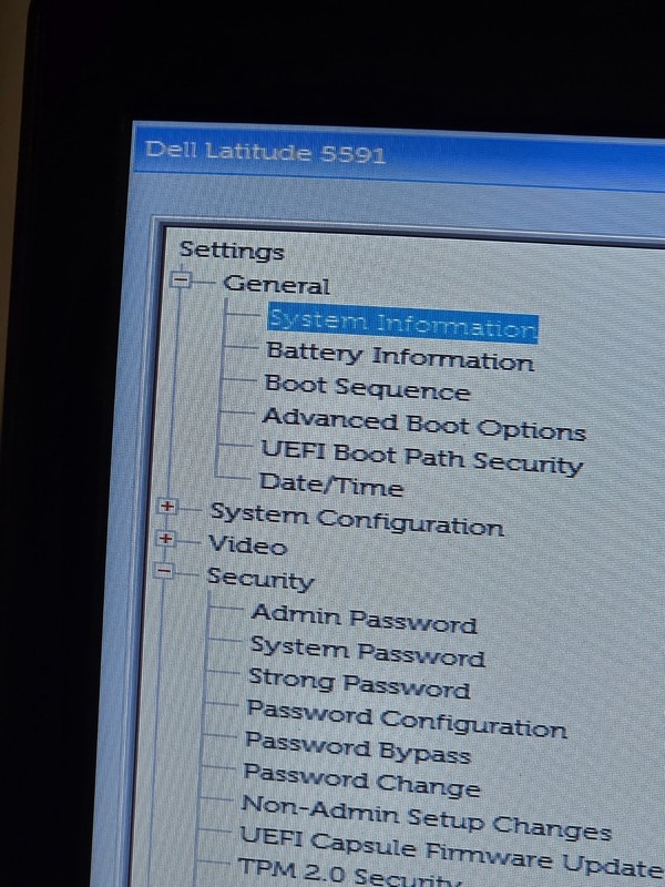 Dell Latitude 5591 8th Gen i7-8850H 8GB 15.6" Laptop - For Parts Not Working gallery