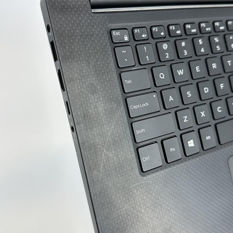 Dell XPS 15 7590 4K TOUCH i9-9980HK 2.40GHz 32GB 2TB SSD GTX 1650 Good gallery