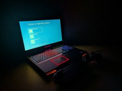 Alienware M17x R4 — i7 3rd Gen 32GB RAM 2TB SSD + 1TB HD | Triple XP + 7 + 10