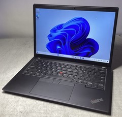 Lenovo ThinkPad X13 Gen 2 Intel Core i5-1135G7 @ 2.4GHz 16GB RAM 512GB SSD
