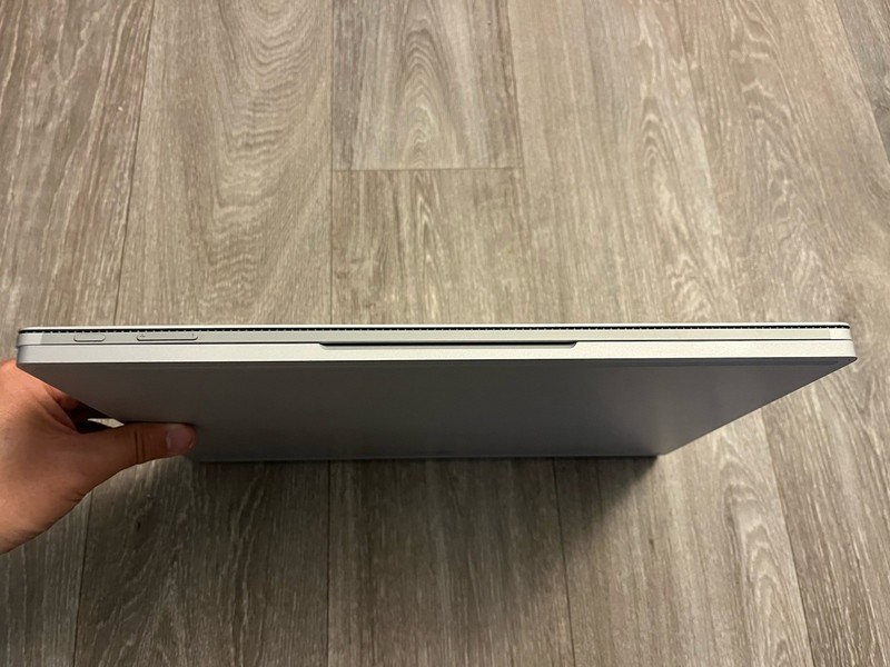Microsoft Surface Book 3 i7-1065G7 1.3GHz 16GB RAM 256GB SSD Windows 11 Pro gallery