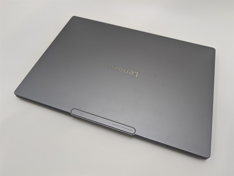 Lenovo Slim 7 14" Core Ultra 7 258V 32GB 1TB SSD Arc 14 Luna Grey Used-Very Good gallery