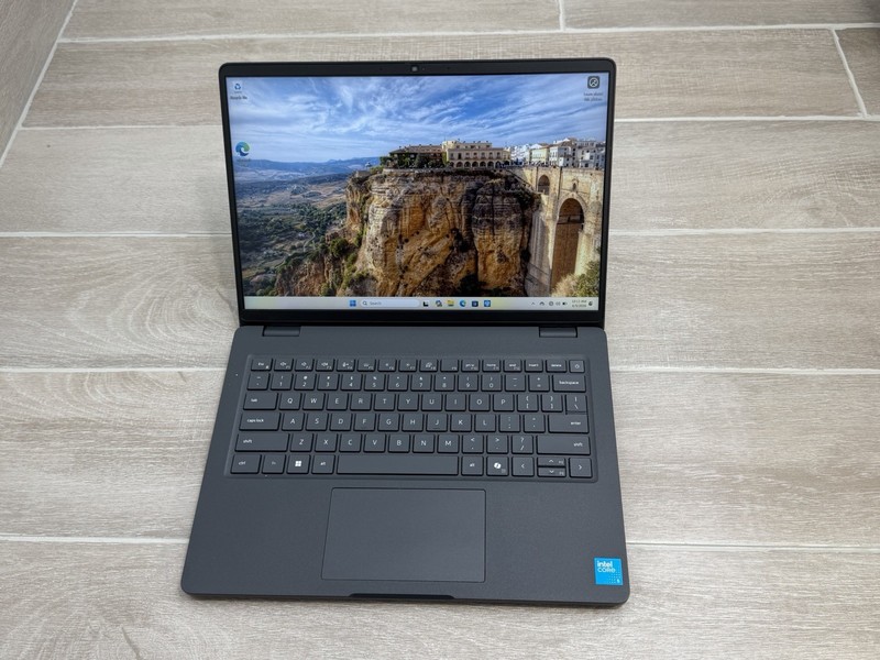 Dell Pro 14" PC14250 Laptop Intel Core 5 120U 8GB RAM 256GB NVMe SSD Win-11 gallery