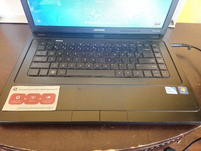 Compaq Presario CQ57 Laptop | Powers On, See Pics | Nice & Clean gallery