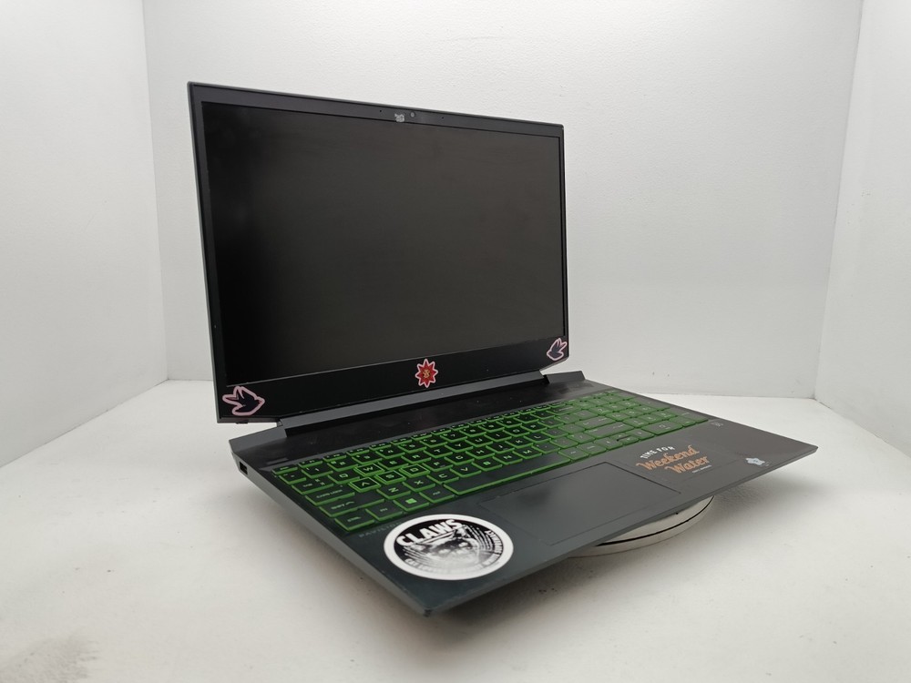 Broken 2016 HP PAVILION 15-EC1073DX 15.6" AMD Ryzen 5 4500 No RAM/SSD #91