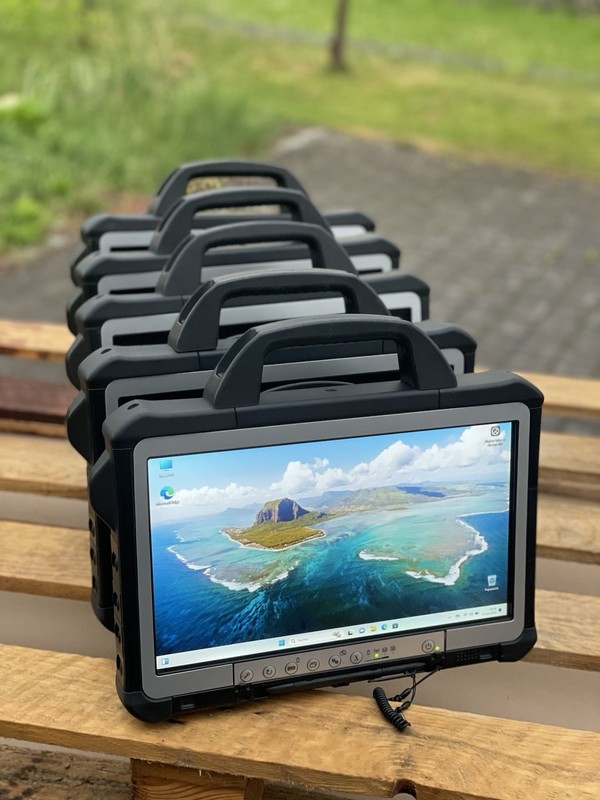 5 x Panasonic Toughbook CF-D1 MK3,Touch,i5-6300U,2.4GHz,8GB,512GB,Wifi,BT,A-STOCK gallery