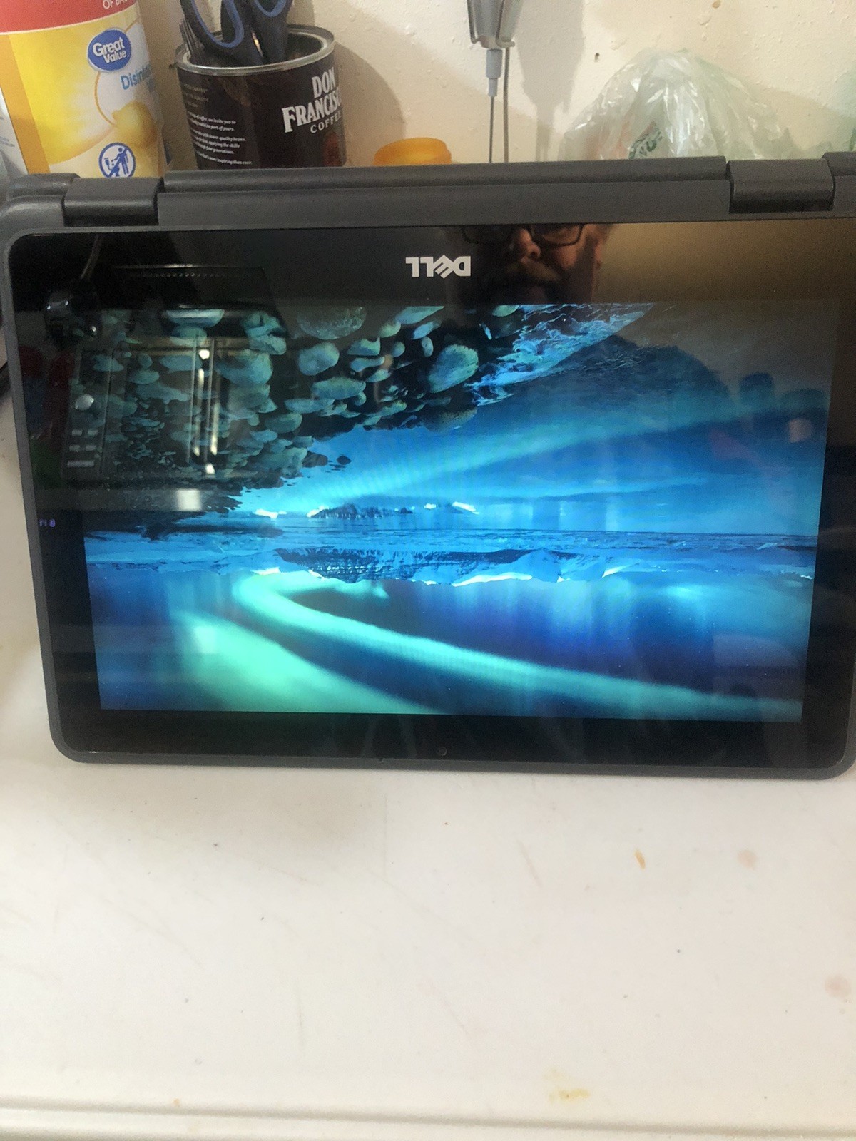 Dell Latitude 3189 11.6" 2-in-1 Touch Laptop Celeron 4GB 64GB SSD Windows 11 !! gallery
