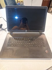 HP Pavilion 17-f053us AMD A8-6410 AMD Radeon R5 2GHZ 8GB NO HDD Read Description
