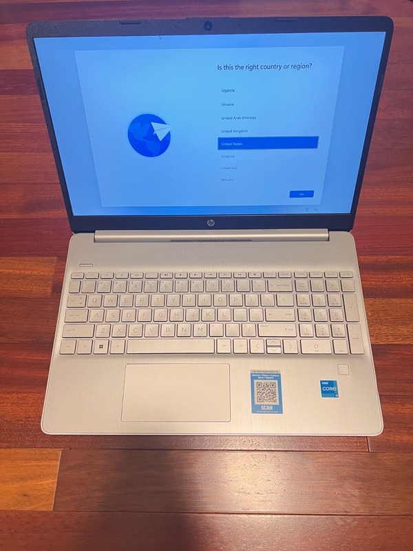 HP 15-dy2132wm 15.6" FHD Touchscreen Intel Core i3-1115G4 16GB RAM 512GB SSD W11 gallery