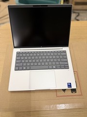 HP EliteBook 8 G1i 14 in/Intel Core Ultra 7 258V/32 GB DDR5/1 TB SSD ( Dents)