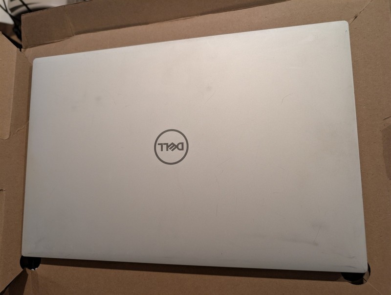 Dell XPS 9520 i7-12700H 2TB SSD, 32GB Memory RTX 3050 OLED QHD+ Touch gallery
