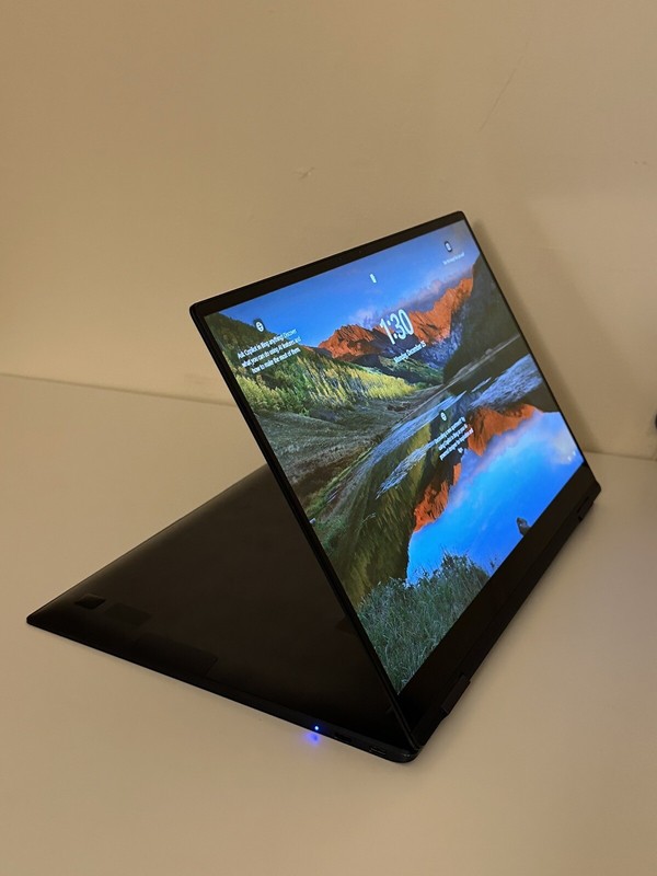 Samsung Galaxy Book Pro 360 15.6" (1TB SSD, Intel Core i7 11th Gen., 2.80... gallery