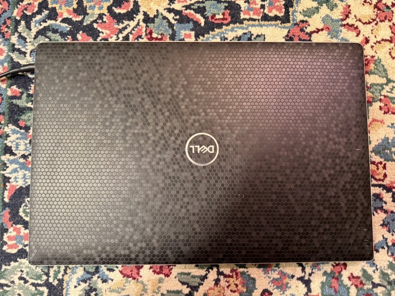 Dell XPS 15 9570 i7-8750H 32GB 1tb SSD 4kUHD Touchscreen Nvidia GeForce 1050 Ti gallery