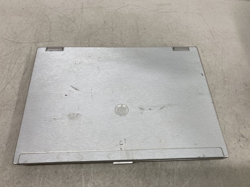Hp Elitebook 8440p 14" Laptop i7 M620 8gb Ram gallery