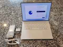 Dell XPS 9520 i7-12700H 1TB SSD, 64GB Memory RTX 3050 OLED QHD+ Touch