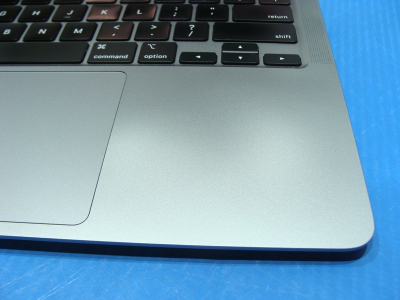 Apple MacBook Air 13.3" A2179 2020 i5-1030NG7 1.1GHz 16GB 256GB Sequoia MVH2LL/A gallery