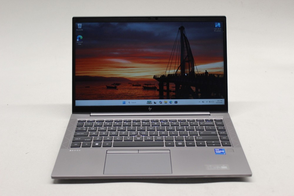 HP ZBook Firefly 14 G8 I7-1185G7 512GB NvME SSD 16GB DDR4 Win11Pro* See Descr