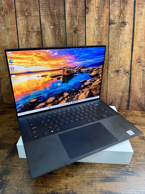 Dell Precision 5550 15.6” 4K Touch i7-10850H 16GB 256GB SSD T2000 4GB gallery