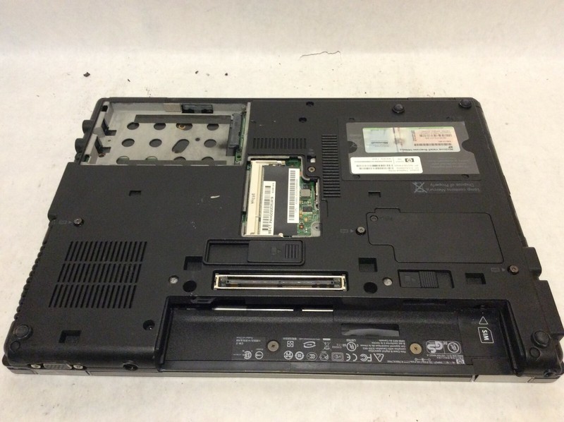 HP EliteBook 6930p Laptop 14" Intel Centrino 2 MISSING KEYBOARD & BAD SCREEN -PP gallery