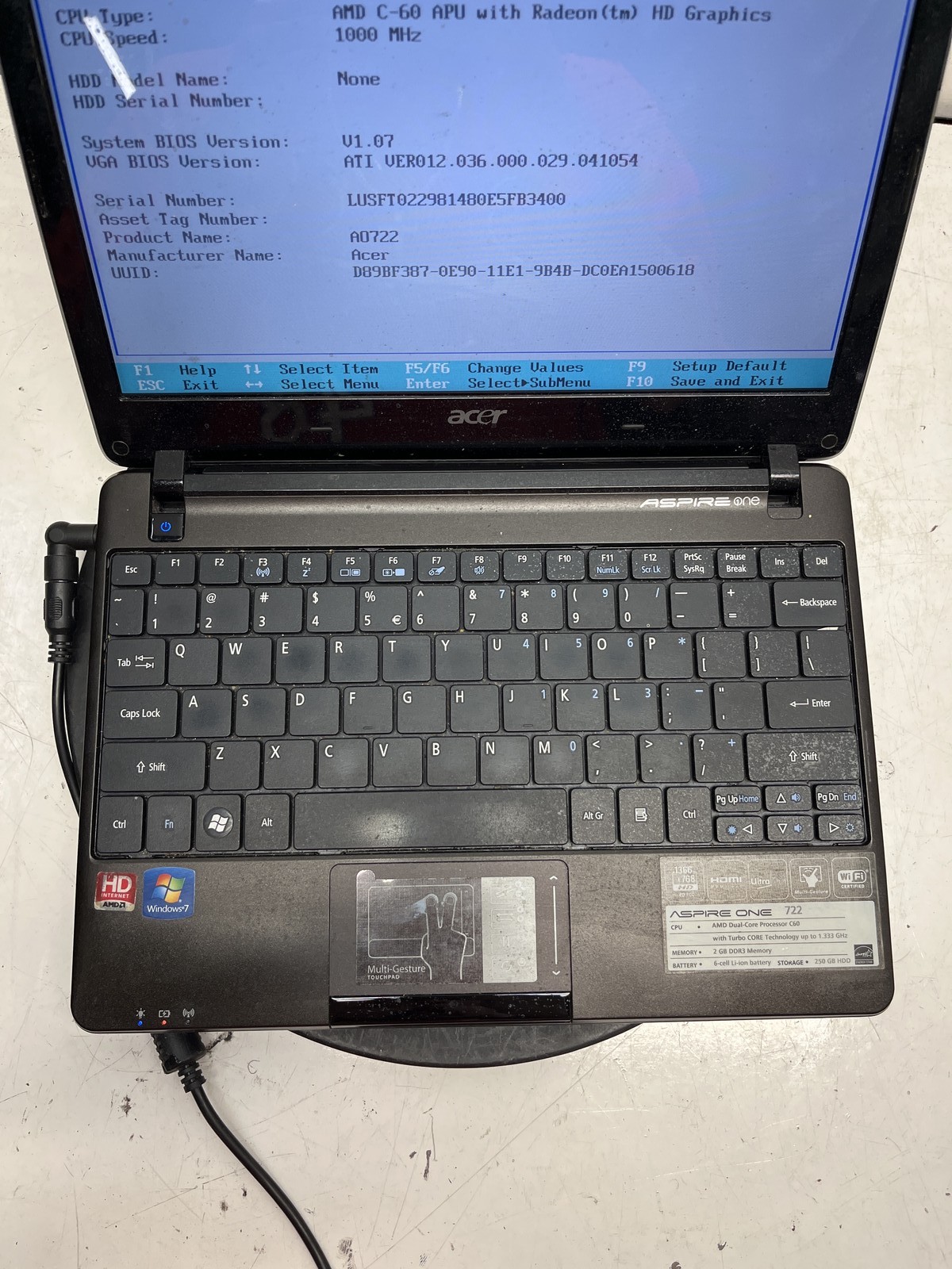 Acer Aspire One 722 AMD C-60 APU 1GHz 2GB NO HDD gallery