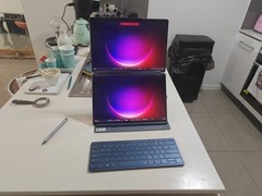 Lenovo Yoga Book 9i 13IRU8 Dual 13.3″ 2.8K OLED Touch i5-1335U 16GB 512GB Boxed