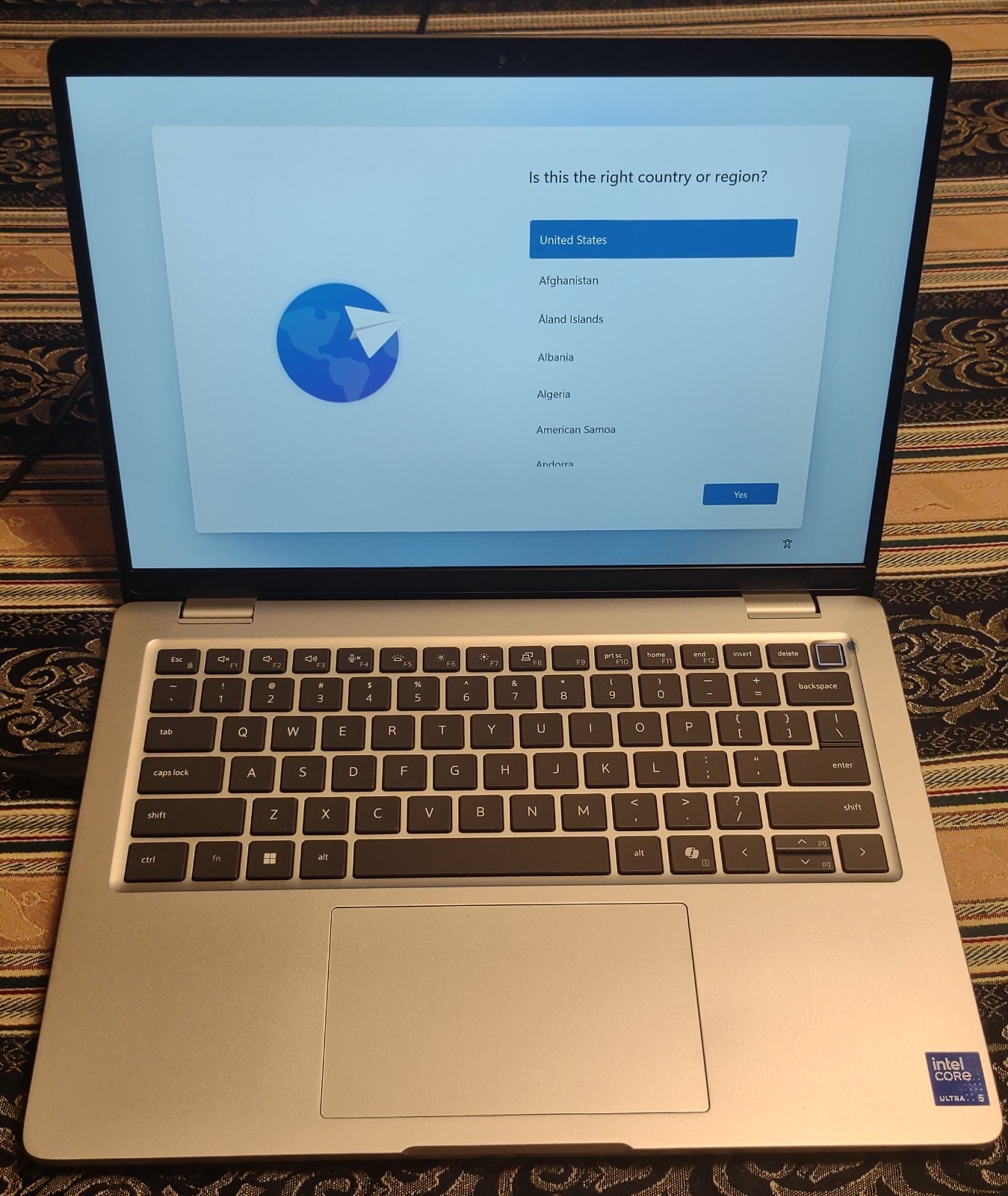 Dell Pro 14 Plus PB14250 14" FHD+ Intel Core Ultra 5 238V 32GB RAM 1TB SSD gallery