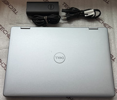 Dell Inspiron 2-in-1 7640 16″ FHD+ Touch Laptop Ultra 7 155H 16GB RAM 1TB SSD