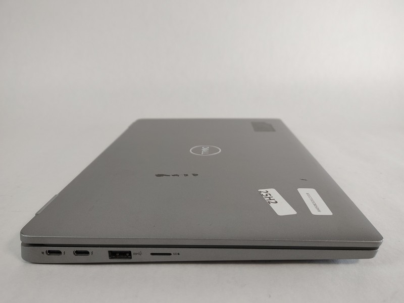 Dell Latitude 5330 Core i7-1265U 1.80 GHz 16 GB DDR4 256 GB NVMe Windows 11 Pro gallery