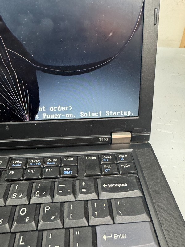 Lenovo T410 Intel Core I5 Laptop For Parts/Repair #5451 gallery