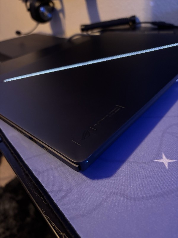 Asus ROG Zephyrus G16 GU605 240Hz 2.9GHz Ultra 9 285H 32GB 2TB RTX 5080 bundle gallery