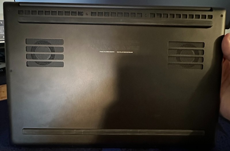 Razer Blade 15 2020: i7-10750H 6-Core, 2070 GPU, 512 GB SSD, 24GB RAM, OLED 4K gallery