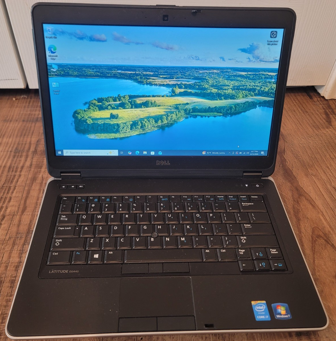 Dell Latitude E6440 i7-4610M 3.00GHZ 8GB 240GB SSD Webcam Wi-Fi Win10 Pro 14" gallery