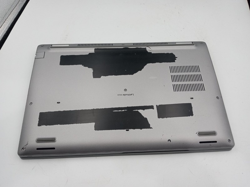 Dell Latitude 5520 15" Intel i5-1145G7 4GB RAM 128GB SSD W11 - NO BATTERY -RR gallery