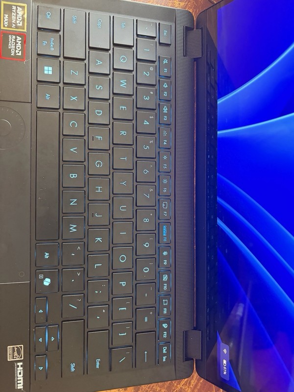 [2026] ASUS ProArt PX13 GoPro 3.0 GHz Ryzen Al Max+ 395, AMD Radeon, 128 GB LPD gallery
