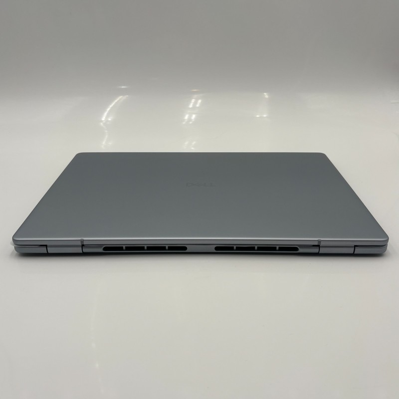Dell Pro 16 Plus 16" PB16250 Core Ultra 7 258V 32GB RAM 1TB Silver Win 11 Home gallery