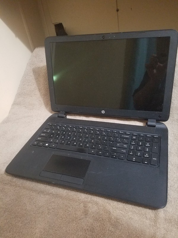 HP 15-f272wm 15.6 Laptop Intel Pentium N3540 8GB RAM 320GB HDD Windows 10 gallery