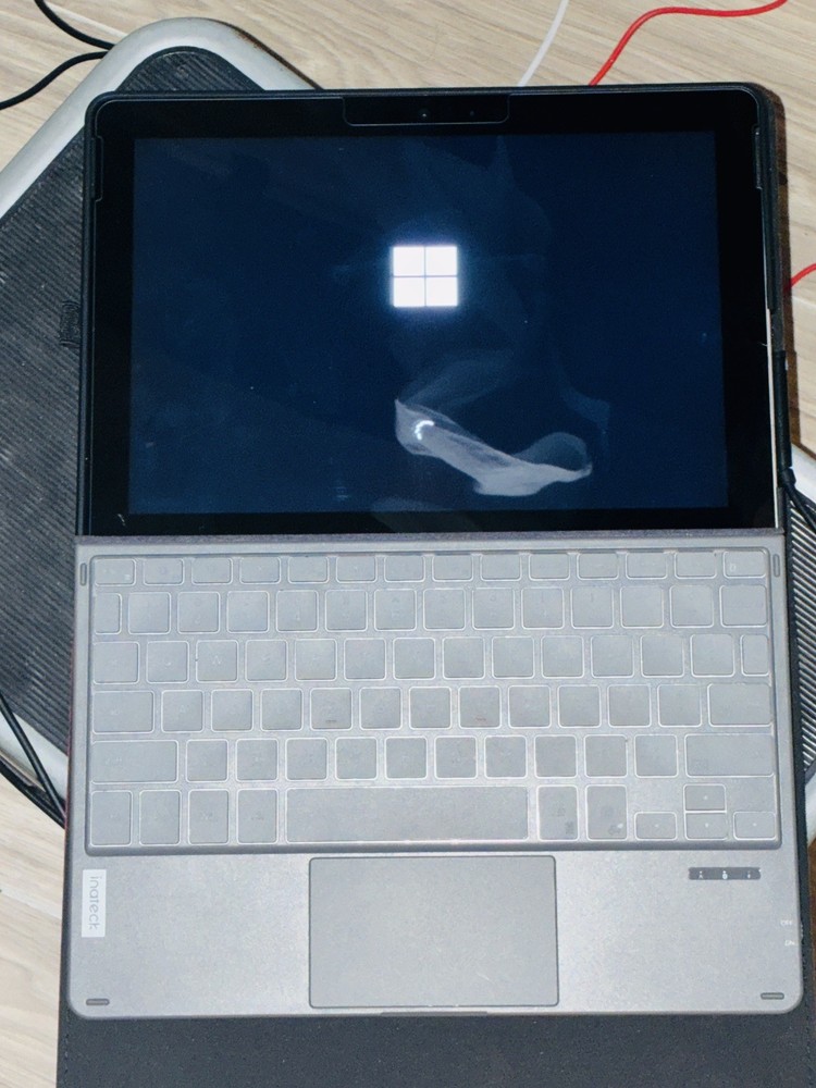 Microsoft Surface Go 2 Pentium 4RAM 64EMMC Tablet+case+AC+keyboard broken camera