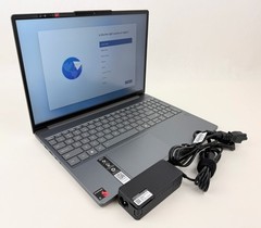 Lenovo IdeaPad Slim 3x 15Q8X10 15.3″ WUXGA Touch Snapdragon X 16GB 1TB SSD W11H