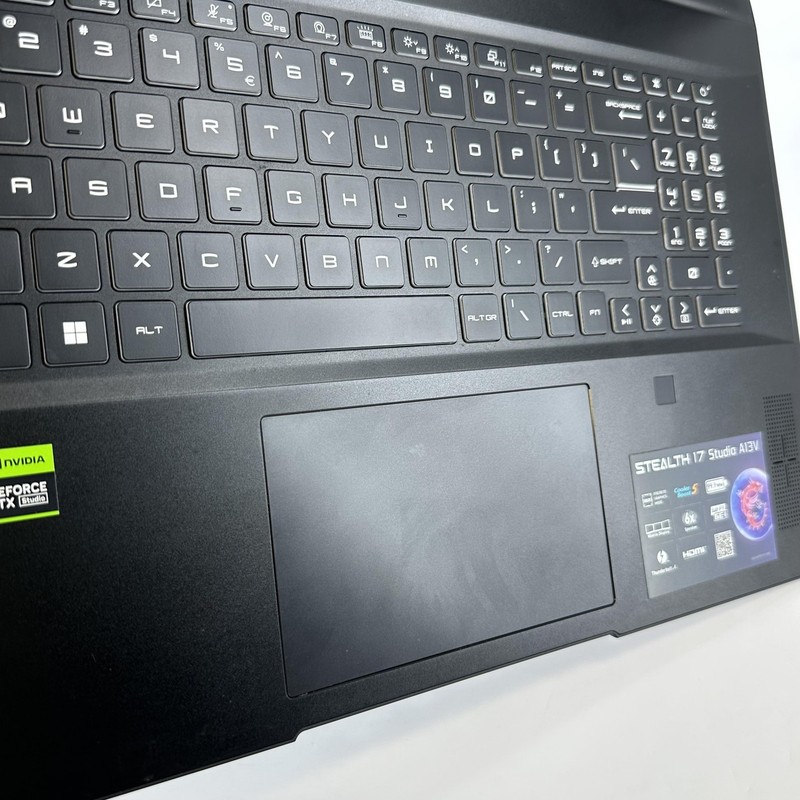 MSI Stealth 17 Studio 17 2K 2.6 GHz i9-13900H 64GB 2TB SSD RTX 4090 Excellent gallery