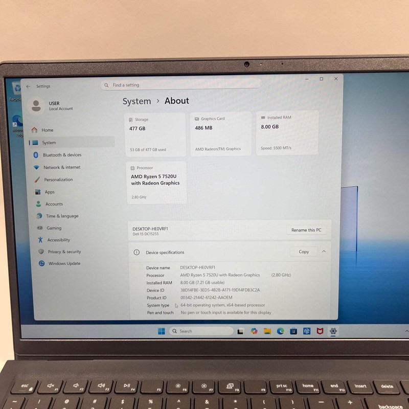 Dell Laptop DC15255 15.6" Ryzen 5 7520U 2.80GHz 8GB RAM 512GB SSD gallery