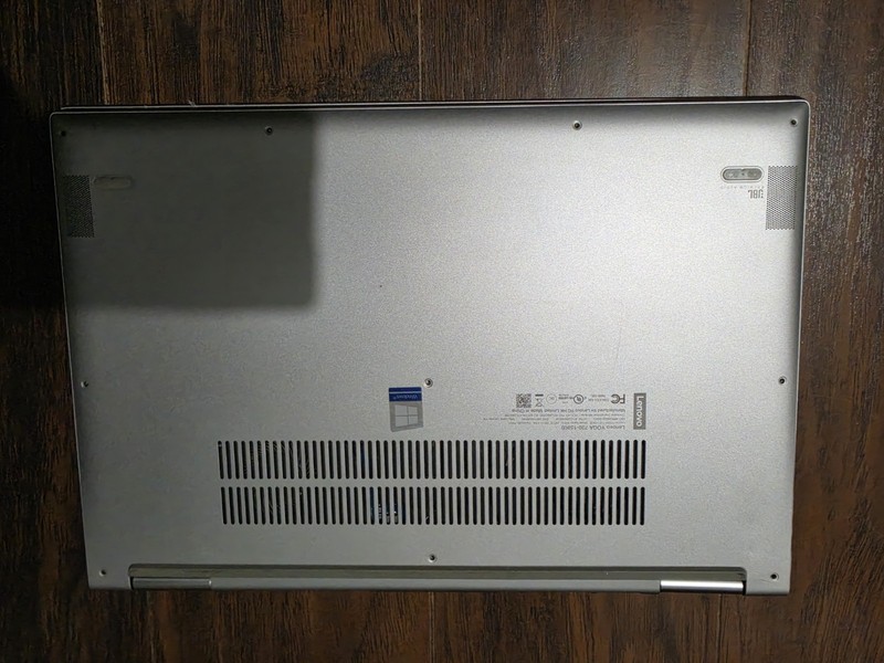 lenovo yoga 730-15ikb | I7-8550U | 16GB of RAM | GTX 1050 | 1TB SSD gallery