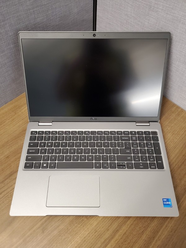 Dell Precision 3561 | i7-11800H | 32GB RAM | 512GB SSD | Windows 11 Pro | 1080p gallery