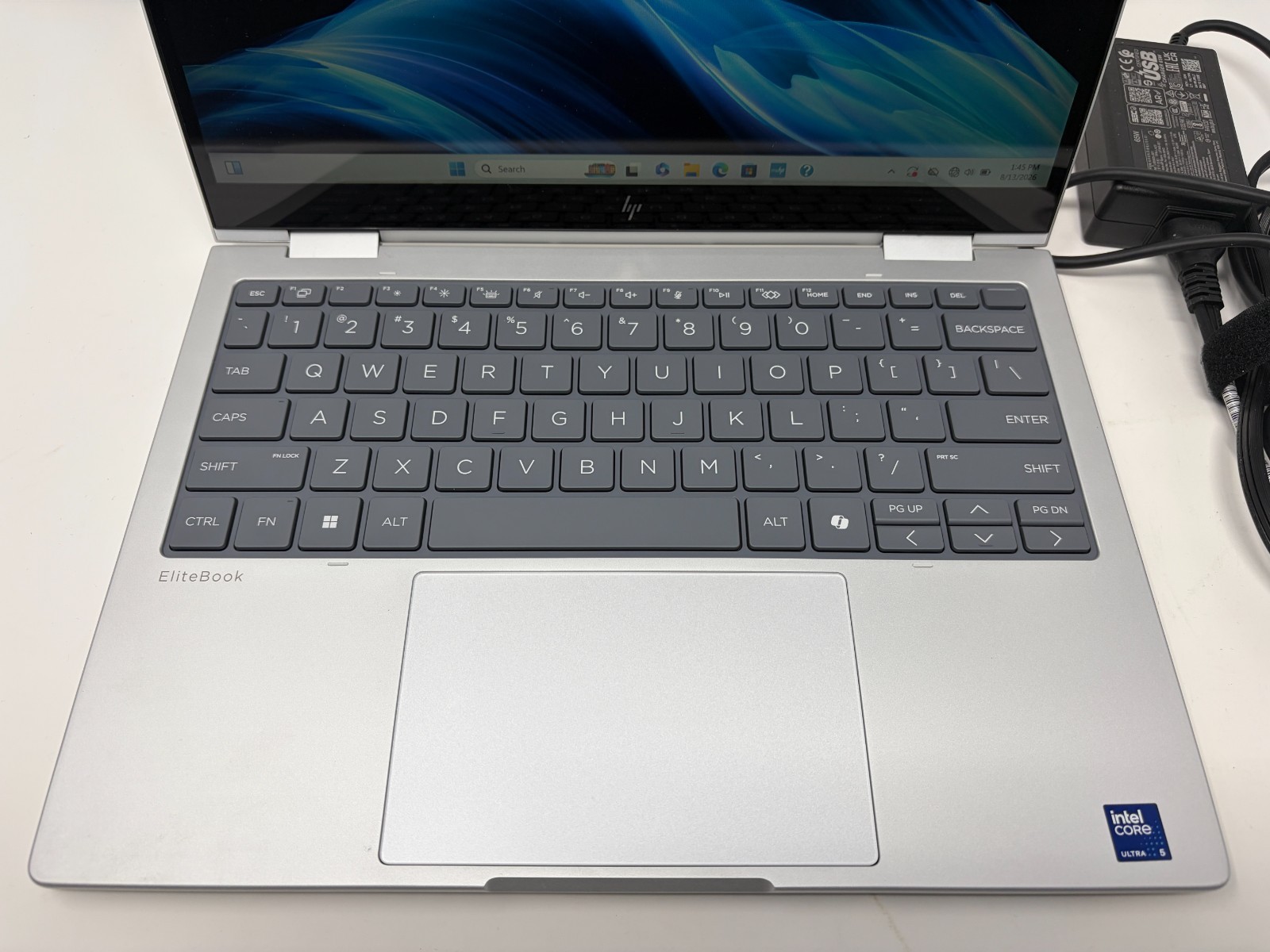 HP EliteBook 8 Flip G1i 13.3" Touch Intel Ultra 5 225U 32GB 1TB SSD W11P gallery