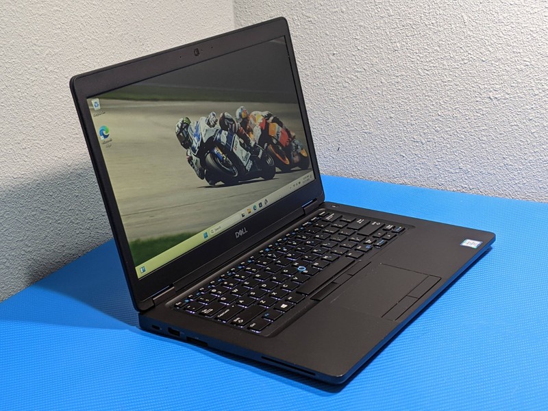 Dell Latitude 5490 14" FHD Intel Core i5-8365U 1.6GHz 8GB 256GB SSD Win11Pro +PA gallery