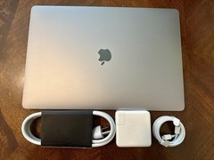 Apple MacBook Pro Laptop 16 Inch Display i7 16GB RAM 500GB Space Gray W Charger