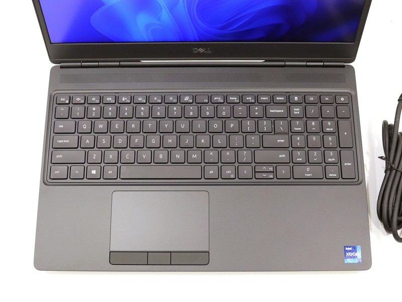 Dell Precision 7560 15.6" Intel Xeon W-11855 32GB 256GB NVMe W11P RTX A2000 gallery