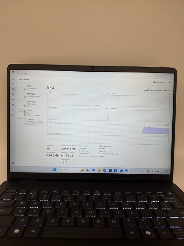 Dell Pro 14 Pc14255 Laptop 14-inch AMD Ryzen 5 16GB RAM 256GB - Used - A gallery