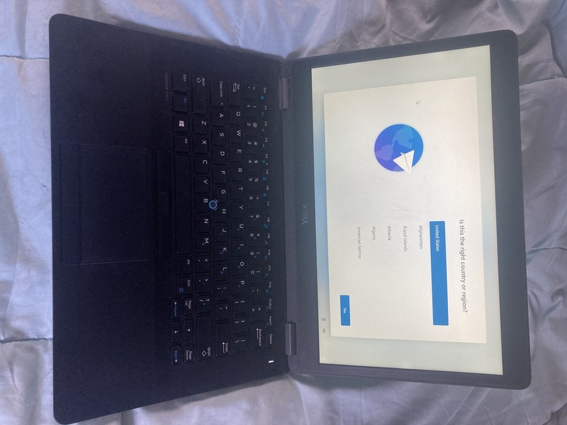 Dell Latitude E7470 14" (256GB SSD, Intel Core i5-6300U, 2.40GHz, 16GB) Laptop gallery