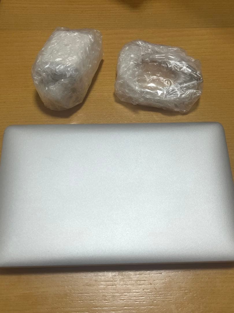 GPD Pocket 2 Mini Laptop Core m3-8100Y Windows 11 Silver Tested gallery